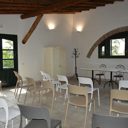 Antico Borgo Etneo Country Hotel Calatabiano Exterior foto