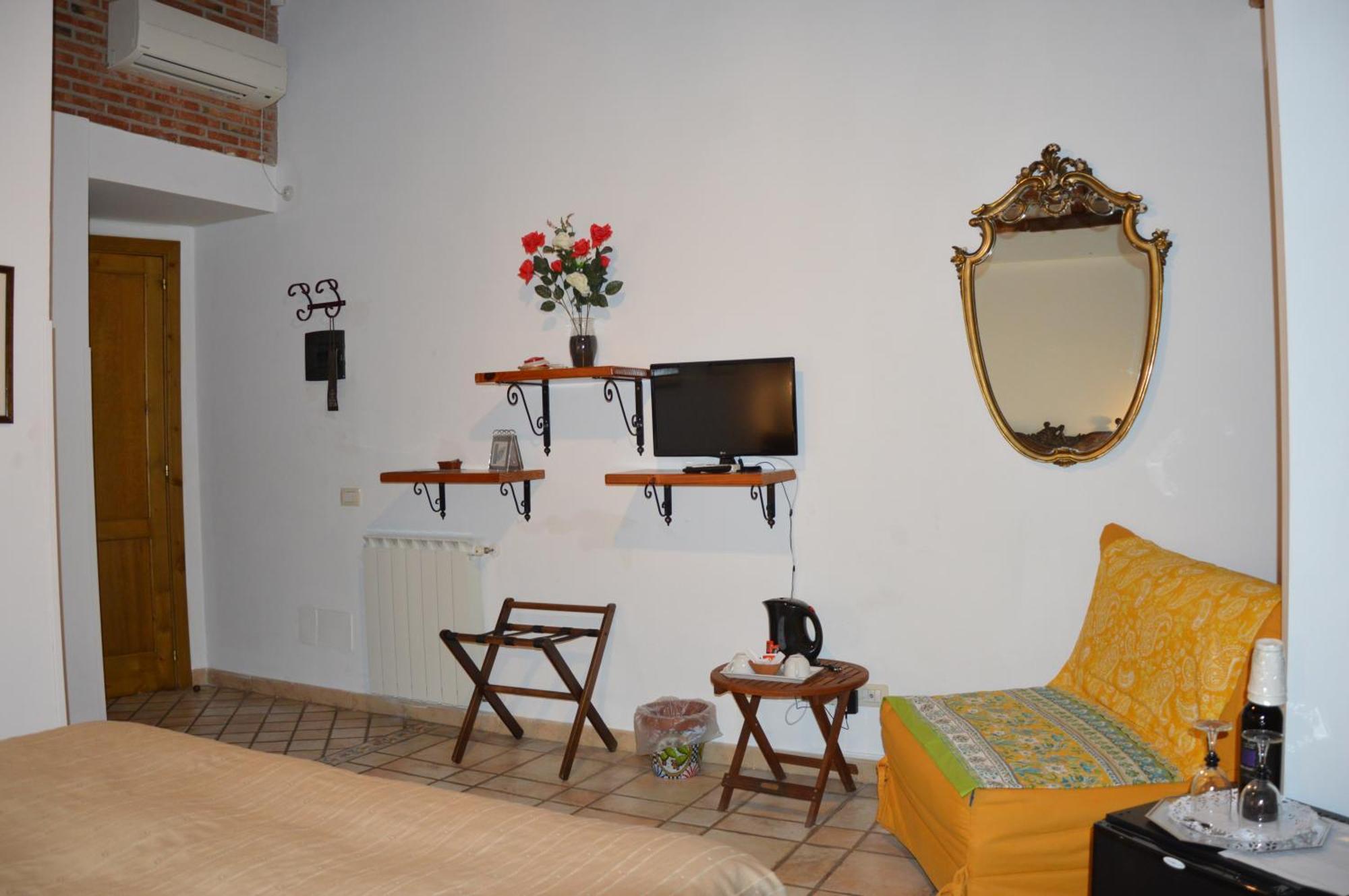 Antico Borgo Etneo Country Hotel Calatabiano Quarto foto